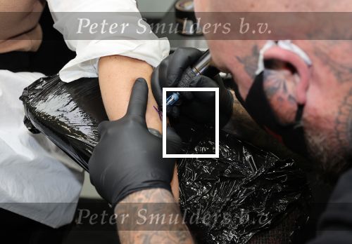 Eindhoven, 6 maart 2021
Barbie laat de naam van de jongste zoon tattoeren bij Danny van Dannyâ€™s Tattoo
