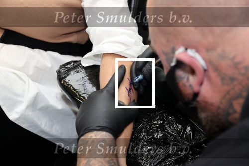 Eindhoven, 6 maart 2021
Barbie laat de naam van de jongste zoon tattoeren bij Danny van Dannyâ€™s Tattoo