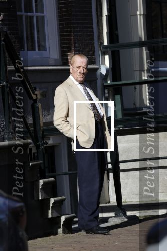 Amsterdam 26 februari 2021
Theo Hiddema in het zonnetje voor zijn huis.