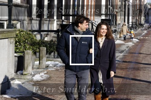 Amsterdam 12 februari 2021
Thierry Baudet en zijn verloofde Davide Heijmans bij de bevroren grachten in Amsterdam.