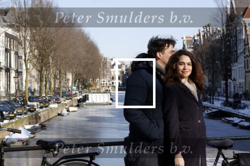 Amsterdam 12 februari 2021
Thierry Baudet en zijn verloofde Davide Heijmans bij de bevroren grachten in Amsterdam.