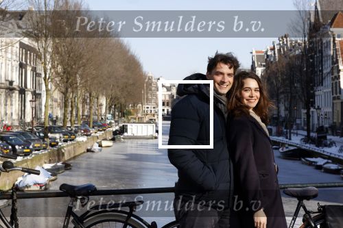 Amsterdam 12 februari 2021
Thierry Baudet en zijn verloofde Davide Heijmans bij de bevroren grachten in Amsterdam.