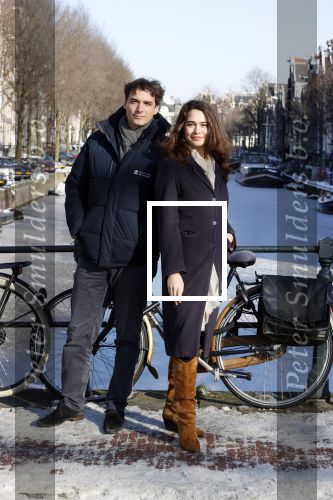 Amsterdam 12 februari 2021
Thierry Baudet en zijn verloofde Davide Heijmans bij de bevroren grachten in Amsterdam.