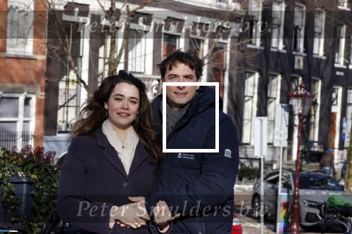 Amsterdam 12 februari 2021
Thierry Baudet en zijn verloofde Davide Heijmans bij de bevroren grachten in Amsterdam.