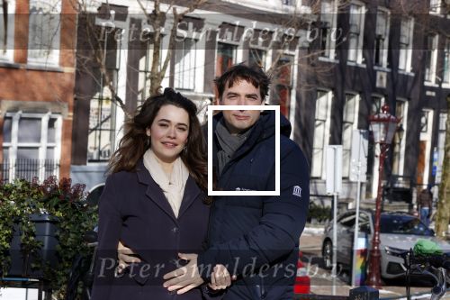 Amsterdam 12 februari 2021
Thierry Baudet en zijn verloofde Davide Heijmans bij de bevroren grachten in Amsterdam.
