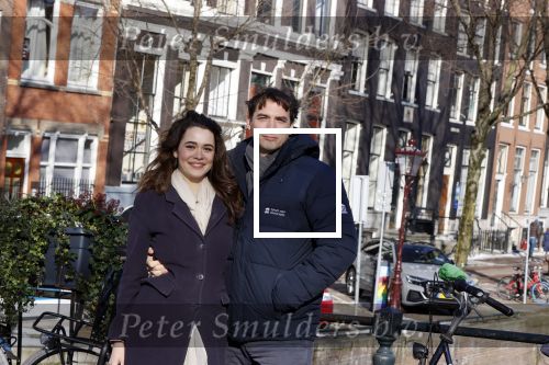 Amsterdam 12 februari 2021
Thierry Baudet en zijn verloofde Davide Heijmans bij de bevroren grachten in Amsterdam.