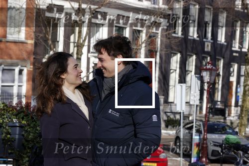 Amsterdam 12 februari 2021
Thierry Baudet en zijn verloofde Davide Heijmans bij de bevroren grachten in Amsterdam.