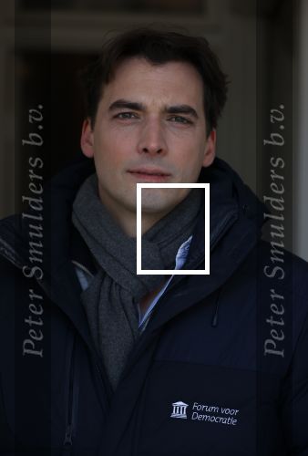 Amsterdam 12 februari 2021
Thierry Baudet en zijn verloofde Davide Heijmans bij de bevroren grachten in Amsterdam.