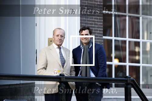 Amsterdam 26 februari 2021
Theo Hiddema en Thierry Baudet voor het huis / praktijk van Theo op de gracht in Amsterdam.