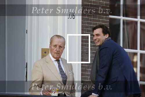 Amsterdam 26 februari 2021
Theo Hiddema en Thierry Baudet voor het huis / praktijk van Theo op de gracht in Amsterdam.