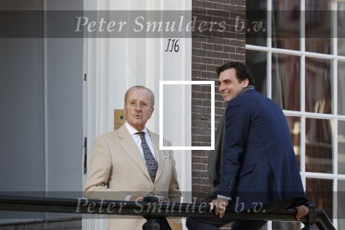 Amsterdam 26 februari 2021
Theo Hiddema en Thierry Baudet voor het huis / praktijk van Theo op de gracht in Amsterdam.