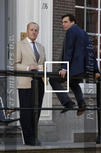 Amsterdam 26 februari 2021
Theo Hiddema en Thierry Baudet voor het huis / praktijk van Theo op de gracht in Amsterdam.