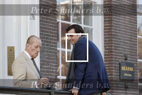 Amsterdam 26 februari 2021
Theo Hiddema en Thierry Baudet voor het huis / praktijk van Theo op de gracht in Amsterdam.