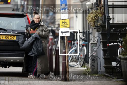 Amsterdam Abcoude 16 februari 2021
Trijntje Oosterhuis vertrekt vanuit haar huurhuis in Amsterdam naar haar nieuwe huis in Abcoude