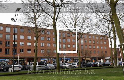 Amsterdam 22 februari 2021
In dit complex woont zangeres Anouk Teeuwe in een appartement/ huis