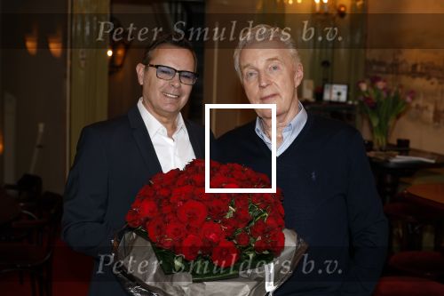 Amsterdam 21 februari 2022
Andre v Duin met zijn nieuwe partner Ferando in zijn eigen bruine cafe thuis.