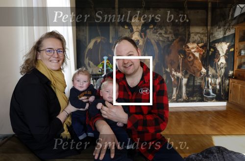 Dieverbrug 26 februari 2022
Boer Remco Aalders met zijn vrouw en hun pasgeboren tweeling