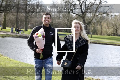 Amsterdam 14 februari 2022
Chahid Charak ( Dutch Performante) met zijn vrouw in het vondelpark en Amsterdam zuid.