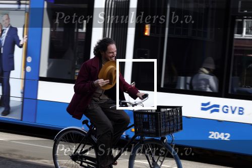 Amsterdam 15 februari 2022
Edwin Oudshoorn met hoed op de fiets in Amsterdam