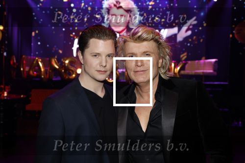Amsterdam 22 februari 2022
Hans Klok viert zijn 53e verjaardag in the Harbour Club. Later op de avond vraagt hij zijn partner Dann v Ling ten huwelijk.