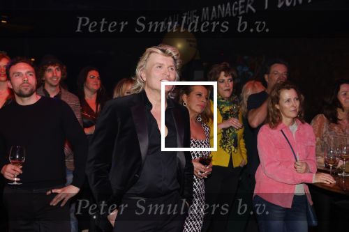 Amsterdam 22 februari 2022
Hans Klok viert zijn 53e verjaardag in the Harbour Club. Later op de avond vraagt hij zijn partner Dann v Ling ten huwelijk.