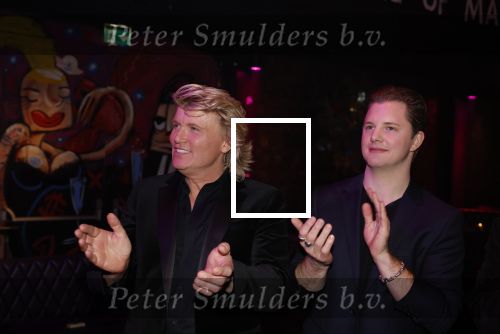 Amsterdam 22 februari 2022
Hans Klok viert zijn 53e verjaardag in the Harbour Club. Later op de avond vraagt hij zijn partner Dann v Ling ten huwelijk.