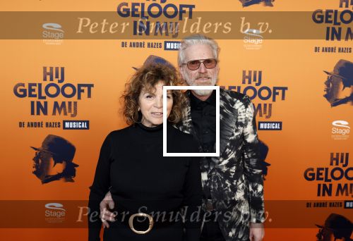 Apeldoorn 27 februari 2022
Premiere Hij gelooft in mij . Henriette Tol met partner