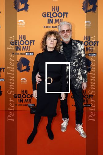 Apeldoorn 27 februari 2022
Premiere Hij gelooft in mij . Henriette Tol met partner