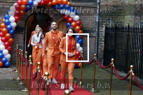 Den Haag 22 februari 2022
De nederlandse medaille winnaars zijn te gast van Premier Mark Rutte voor een lunch in de ridderzaal.
Aanwezig oa Irene Schouten Suzanne Schulting Ireen Wust Thomas Krol Antoinette de Jong Marijke Groenewoud Selma Poutsma Yara v kerkhof Xandra Velzeboer Kimberley Bos Patrick Roest en Kjeld Nuis