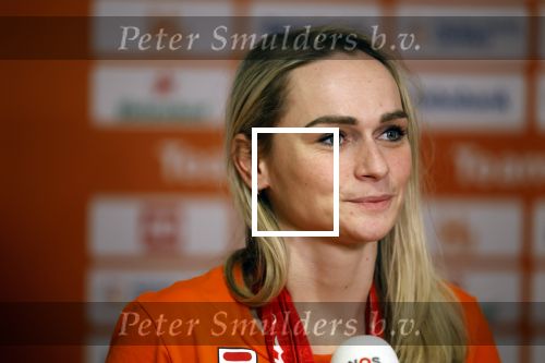 Schiphol 21 februari 2022
De olympische sporters en medaille winnaars komen terug uit Peking en worden gehuldigd in het Hilton Hotel. Irene Schouten
