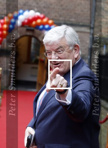 Den Haag 22 februari 2022
De nederlandse medaille winnaars zijn te gast van Premier Mark Rutte voor een lunch in de ridderzaal.
Aanwezig oa Irene Schouten Suzanne Schulting Ireen Wust Thomas Krol Antoinette de Jong Marijke Groenewoud Selma Poutsma Yara v kerkhof Xandra Velzeboer Kimberley Bos Patrick Roest en Kjeld Nuis. Buregemeester Jan v Zanen