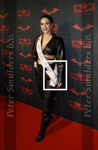 Amsterdam 28 februari 2022
Premiere Batman in Pathe Arena .
Julia Sinning met vriend