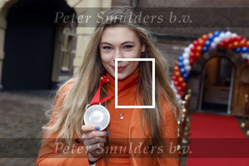 Den Haag 22 februari 2022
De nederlandse medaille winnaars zijn te gast van Premier Mark Rutte voor een lunch in de ridderzaal.
Aanwezig oa Irene Schouten Suzanne Schulting Ireen Wust Thomas Krol Antoinette de Jong Marijke Groenewoud Selma Poutsma Yara v kerkhof Xandra Velzeboer Kimberley Bos Patrick Roest en Kjeld Nuis