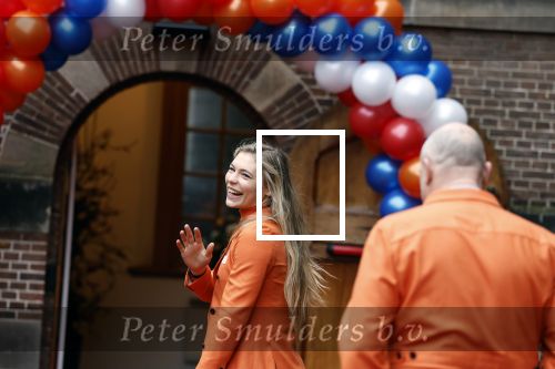 Den Haag 22 februari 2022
De nederlandse medaille winnaars zijn te gast van Premier Mark Rutte voor een lunch in de ridderzaal.
Aanwezig oa Irene Schouten Suzanne Schulting Ireen Wust Thomas Krol Antoinette de Jong Marijke Groenewoud Selma Poutsma Yara v kerkhof Xandra Velzeboer Kimberley Bos Patrick Roest en Kjeld Nuis