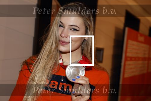 Schiphol 21 februari 2022
De olympische sporters en medaille winnaars komen terug uit Peking en worden gehuldigd in het Hilton Hotel. Jutta v Leerdam en vriendinnen