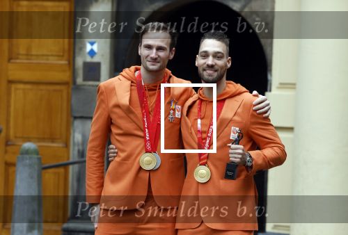 Den Haag 22 februari 2022
De nederlandse medaille winnaars zijn te gast van Premier Mark Rutte voor een lunch in de ridderzaal.
Aanwezig oa Irene Schouten Suzanne Schulting Ireen Wust Thomas Krol Antoinette de Jong Marijke Groenewoud Selma Poutsma Yara v kerkhof Xandra Velzeboer Kimberley Bos Patrick Roest en Kjeld Nuis
