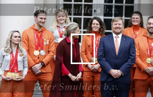 Den Haag 22 februari 2022
De nederlandse medaille winnaars zijn te gast bij Koning Willem Alexander en Koningin Maxima op paleis Noordeinde. Aanwezig oa Irene Schouten Suzanne Schulting Ireen Wust Thomas Krol Antoinette de Jong Marijke Groenewoud Selma Poutsma Yara v kerkhof Xandra Velzeboer Kimberley Bos Patrick Roest en Kjeld Nuis