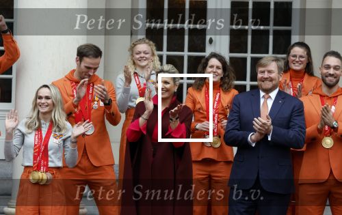 Den Haag 22 februari 2022
De nederlandse medaille winnaars zijn te gast bij Koning Willem Alexander en Koningin Maxima op paleis Noordeinde. Aanwezig oa Irene Schouten Suzanne Schulting Ireen Wust Thomas Krol Antoinette de Jong Marijke Groenewoud Selma Poutsma Yara v kerkhof Xandra Velzeboer Kimberley Bos Patrick Roest en Kjeld Nuis