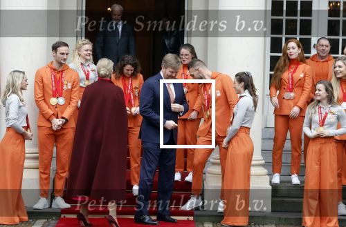 Den Haag 22 februari 2022
De nederlandse medaille winnaars zijn te gast bij Koning Willem Alexander en Koningin Maxima op paleis Noordeinde. Aanwezig oa Irene Schouten Suzanne Schulting Ireen Wust Thomas Krol Antoinette de Jong Marijke Groenewoud Selma Poutsma Yara v kerkhof Xandra Velzeboer Kimberley Bos Patrick Roest en Kjeld Nuis