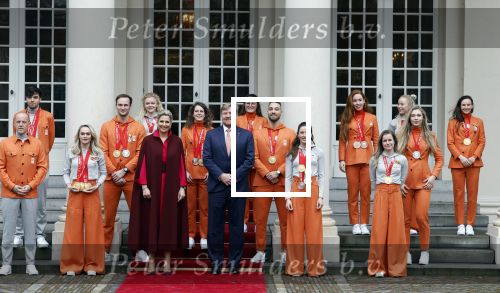 Den Haag 22 februari 2022
De nederlandse medaille winnaars zijn te gast bij Koning Willem Alexander en Koningin Maxima op paleis Noordeinde. Aanwezig oa Irene Schouten Suzanne Schulting Ireen Wust Thomas Krol Antoinette de Jong Marijke Groenewoud Selma Poutsma Yara v kerkhof Xandra Velzeboer Kimberley Bos Patrick Roest en Kjeld Nuis
