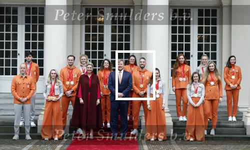 Den Haag 22 februari 2022
De nederlandse medaille winnaars zijn te gast bij Koning Willem Alexander en Koningin Maxima op paleis Noordeinde. Aanwezig oa Irene Schouten Suzanne Schulting Ireen Wust Thomas Krol Antoinette de Jong Marijke Groenewoud Selma Poutsma Yara v kerkhof Xandra Velzeboer Kimberley Bos Patrick Roest en Kjeld Nuis