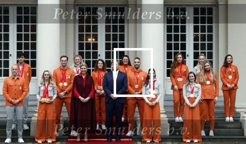 Den Haag 22 februari 2022
De nederlandse medaille winnaars zijn te gast bij Koning Willem Alexander en Koningin Maxima op paleis Noordeinde. Aanwezig oa Irene Schouten Suzanne Schulting Ireen Wust Thomas Krol Antoinette de Jong Marijke Groenewoud Selma Poutsma Yara v kerkhof Xandra Velzeboer Kimberley Bos Patrick Roest en Kjeld Nuis