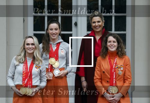 Den Haag 22 februari 2022
De nederlandse medaille winnaars zijn te gast bij Koning Willem Alexander en Koningin Maxima op paleis Noordeinde. Aanwezig oa Irene Schouten Suzanne Schulting Ireen Wust Thomas Krol Antoinette de Jong Marijke Groenewoud Selma Poutsma Yara v kerkhof Xandra Velzeboer Kimberley Bos Patrick Roest en Kjeld Nuis