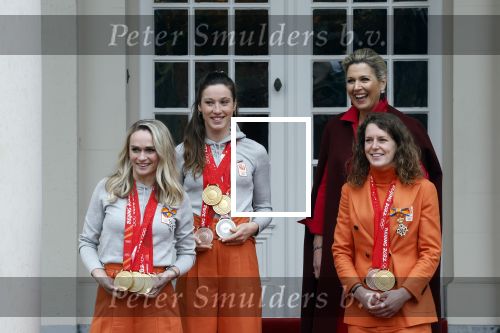 Den Haag 22 februari 2022
De nederlandse medaille winnaars zijn te gast bij Koning Willem Alexander en Koningin Maxima op paleis Noordeinde. Aanwezig oa Irene Schouten Suzanne Schulting Ireen Wust Thomas Krol Antoinette de Jong Marijke Groenewoud Selma Poutsma Yara v kerkhof Xandra Velzeboer Kimberley Bos Patrick Roest en Kjeld Nuis