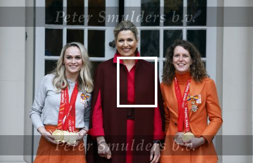 Den Haag 22 februari 2022
De nederlandse medaille winnaars zijn te gast bij Koning Willem Alexander en Koningin Maxima op paleis Noordeinde. Aanwezig oa Irene Schouten Suzanne Schulting Ireen Wust Thomas Krol Antoinette de Jong Marijke Groenewoud Selma Poutsma Yara v kerkhof Xandra Velzeboer Kimberley Bos Patrick Roest en Kjeld Nuis