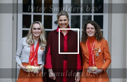 Den Haag 22 februari 2022
De nederlandse medaille winnaars zijn te gast bij Koning Willem Alexander en Koningin Maxima op paleis Noordeinde. Aanwezig oa Irene Schouten Suzanne Schulting Ireen Wust Thomas Krol Antoinette de Jong Marijke Groenewoud Selma Poutsma Yara v kerkhof Xandra Velzeboer Kimberley Bos Patrick Roest en Kjeld Nuis