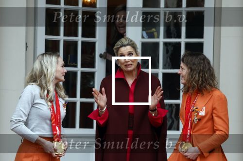 Den Haag 22 februari 2022
De nederlandse medaille winnaars zijn te gast bij Koning Willem Alexander en Koningin Maxima op paleis Noordeinde. Aanwezig oa Irene Schouten Suzanne Schulting Ireen Wust Thomas Krol Antoinette de Jong Marijke Groenewoud Selma Poutsma Yara v kerkhof Xandra Velzeboer Kimberley Bos Patrick Roest en Kjeld Nuis