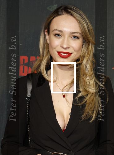 Amsterdam 28 februari 2022
Premiere Batman in Pathe Arena .
Loiza lamers met vriend