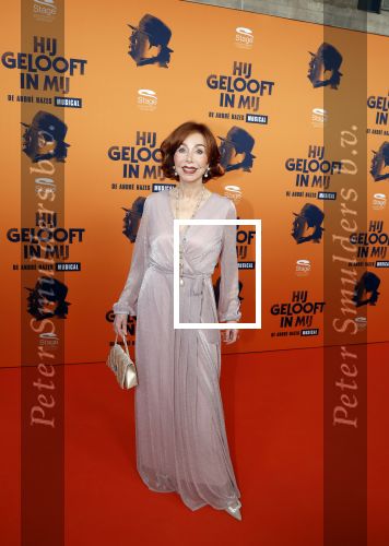 Apeldoorn 27 februari 2022
Premiere Hij gelooft in mij .
Marijke Helwegen kwam met haar man