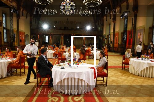 Den Haag 22 februari 2022
De nederlandse medaille winnaars zijn te gast van Premier Mark Rutte voor een lunch in de ridderzaal.
Aanwezig oa Irene Schouten Suzanne Schulting Ireen Wust Thomas Krol Antoinette de Jong Marijke Groenewoud Selma Poutsma Yara v kerkhof Xandra Velzeboer Kimberley Bos Patrick Roest en Kjeld Nuis
